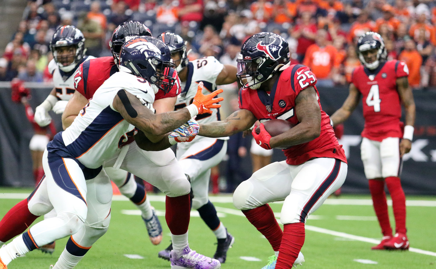 Texans follow big win with bad loss to Broncos
