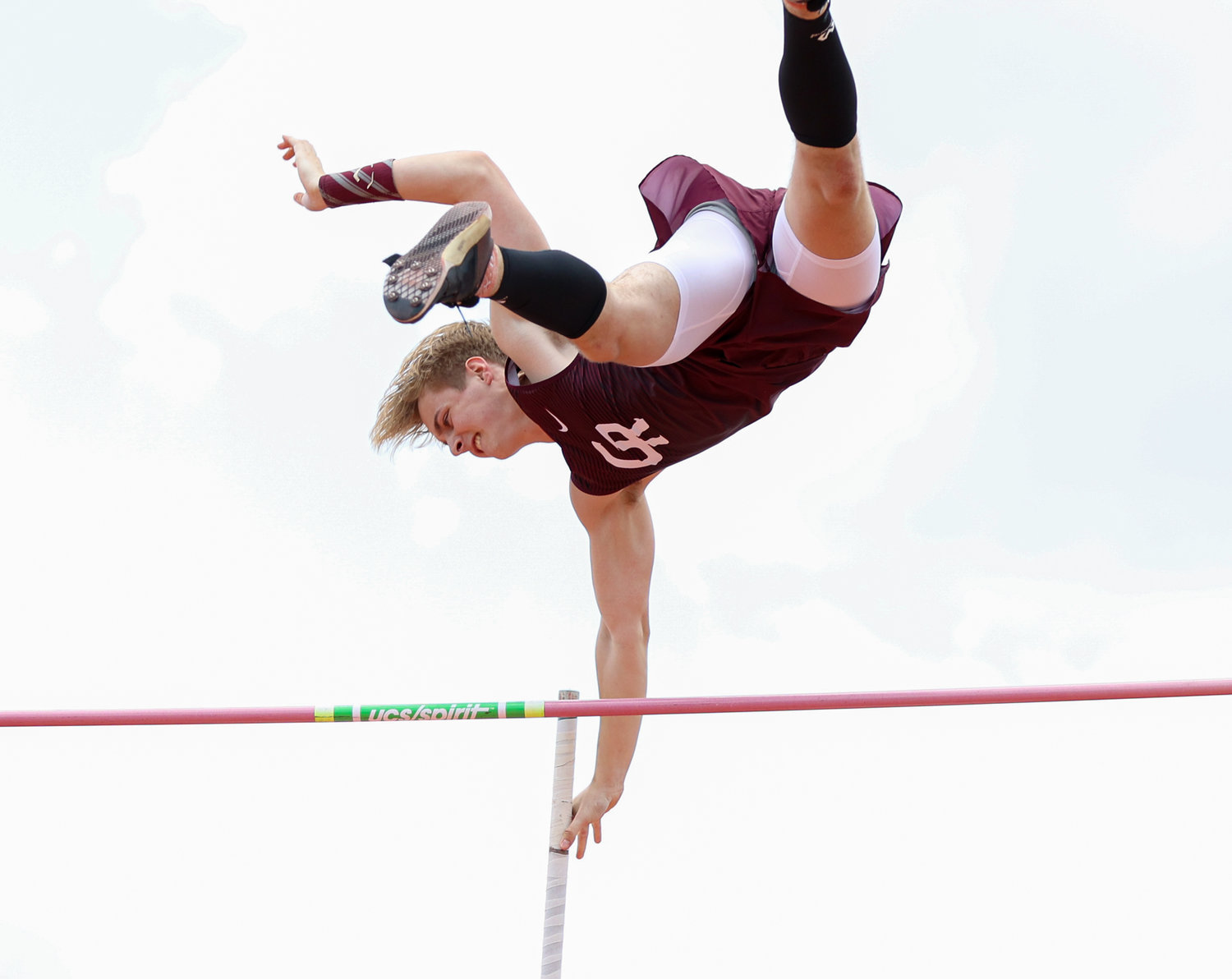 William Saxman of Cinco Ranch High School competes in the Class 6A boys pole vault event at the UIL State Track and Field Meet on May 8, 2021 at Mike A. Myers Stadium in Austin, Texas. Saxman finished fourth in the event with a vault of 15-6.00.