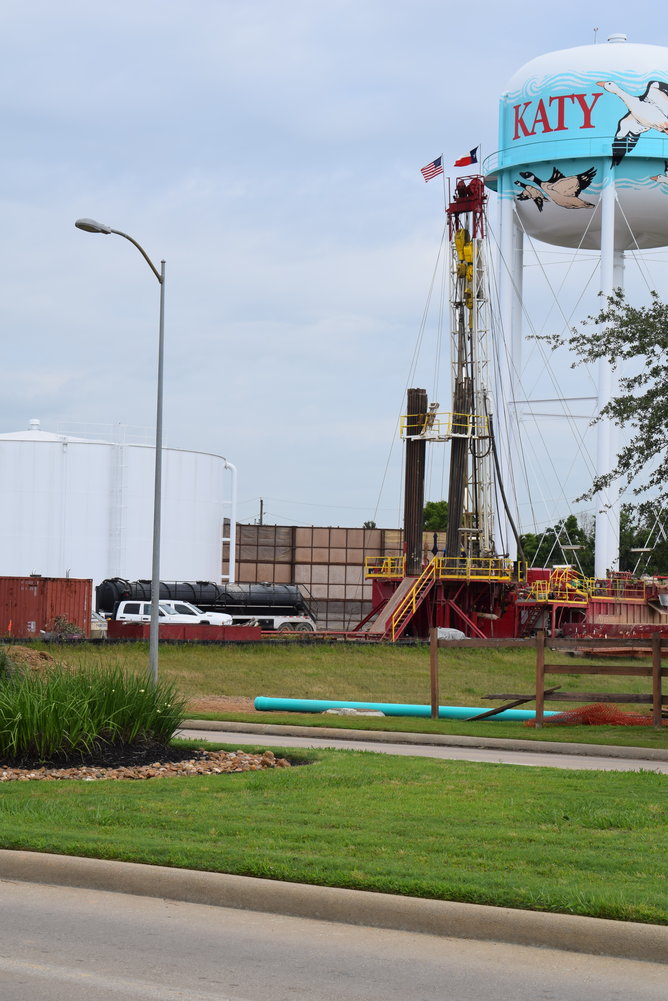 The drilling rig, which can be seen across Kingsland Boulevard from Bryant Elementary, is a tall piece of equipment residents say is not only unsightly but presents a danger as items lifted on cranes during its operation sometimes hover over nearby homes and back yards.