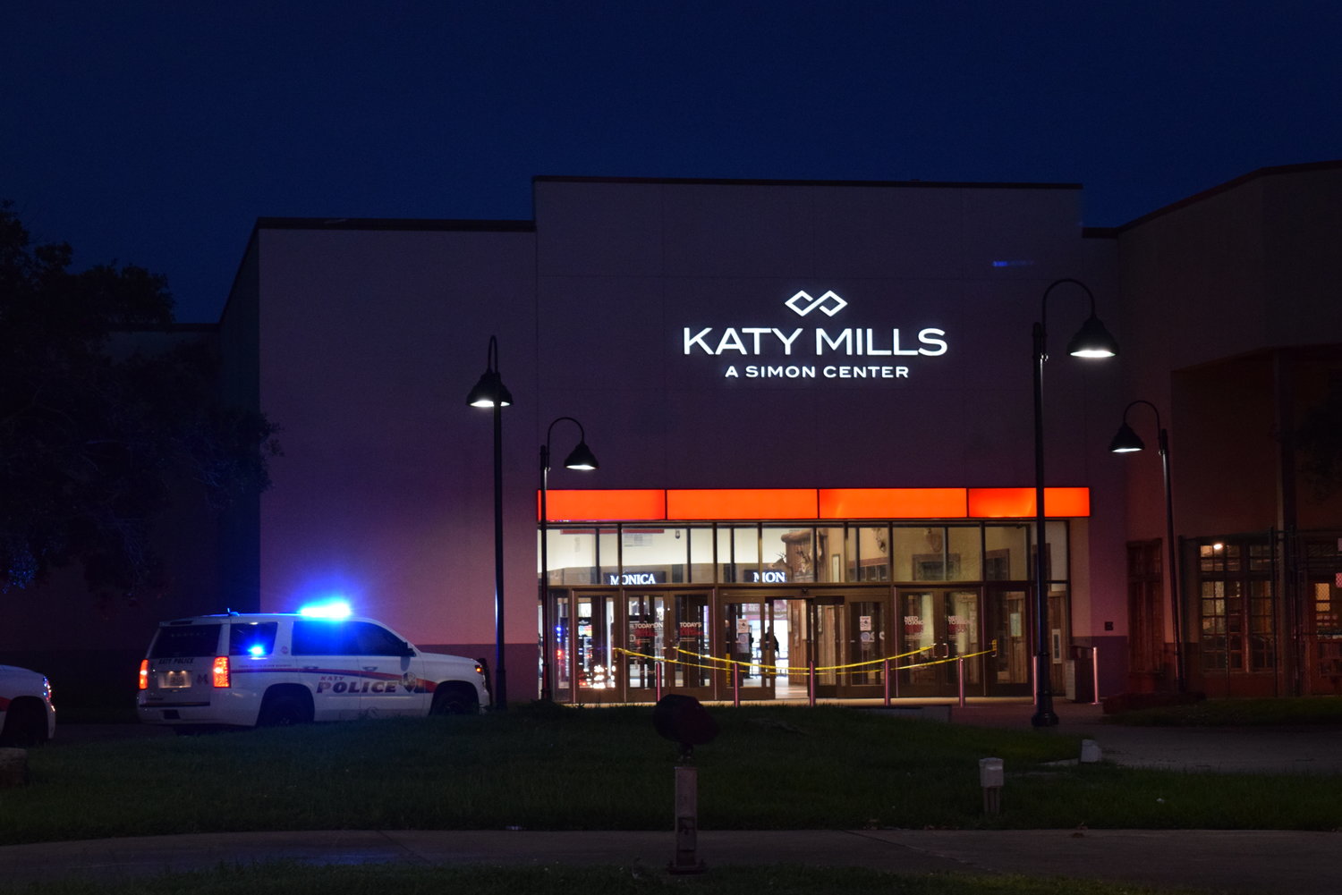 Authorities are searching for two men after they attempted a smash-and-grab robbery at a jewelry store just inside this entrance to Katy Mills Friday evening.