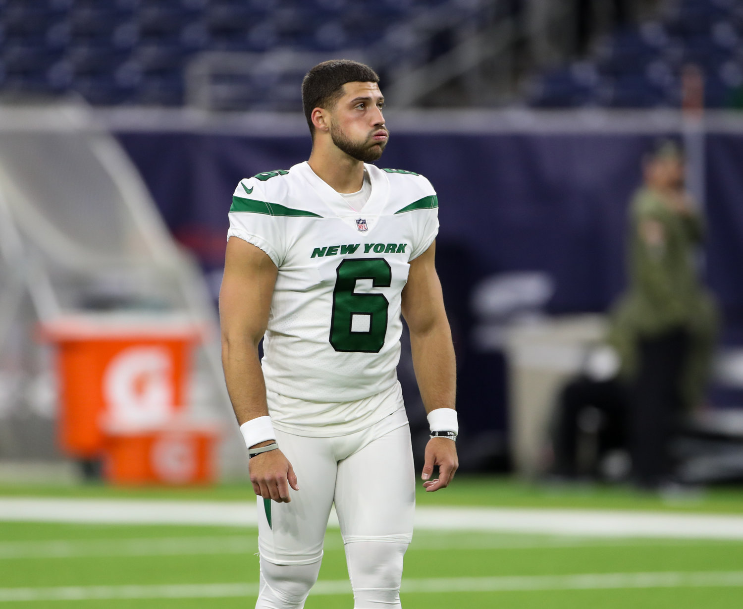 New York Jets place kicker Matt Ammendola (6) before an NFL game between the Houston Texans and the New York Jets on November 28, 2021 in Houston, Texas.