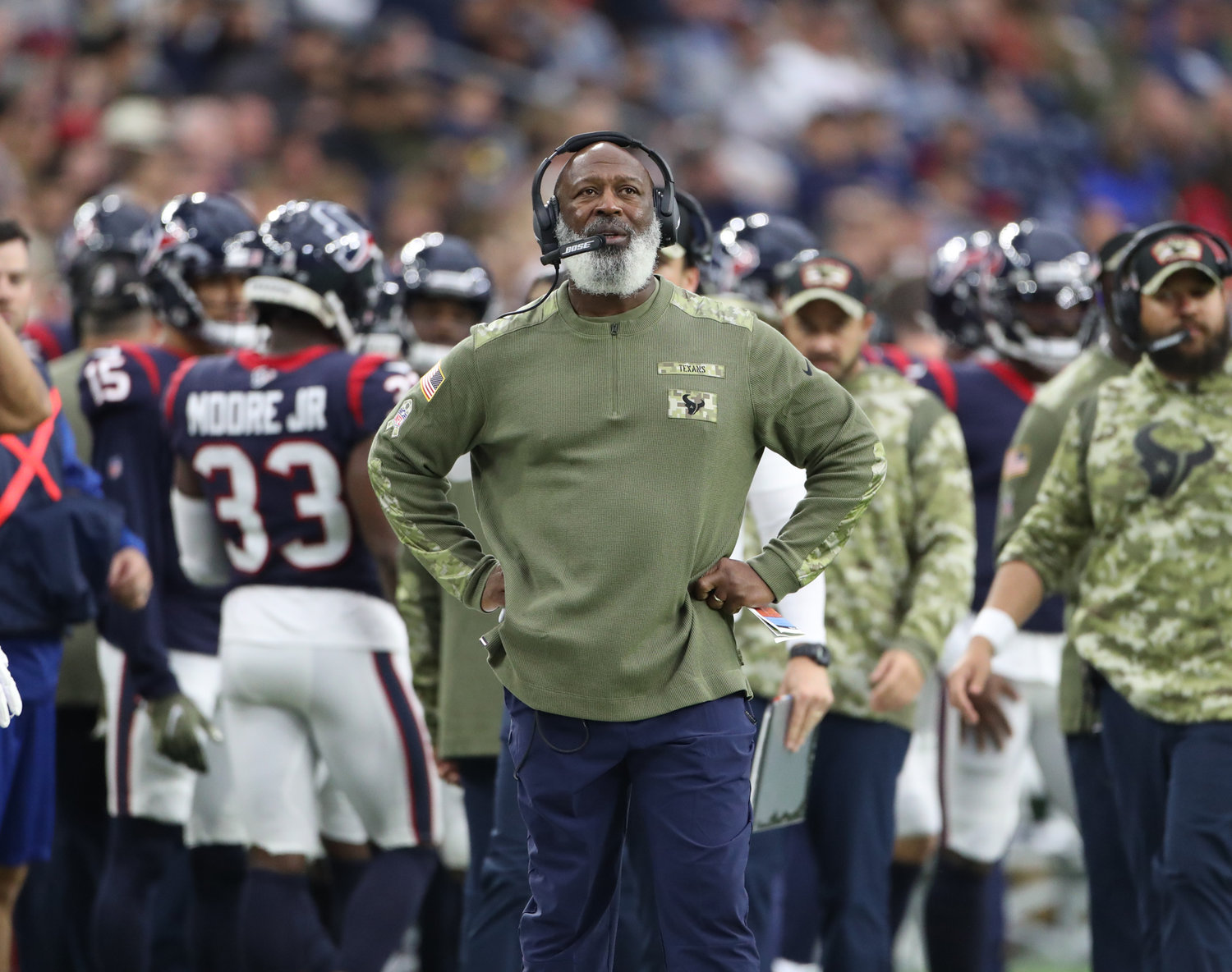 Houston Texans defensive coordinator Lovie Smith during an NFL game between the Houston Texans and the New York Jets on November 28, 2021 in Houston, Texas. The Jets won, 21-14
