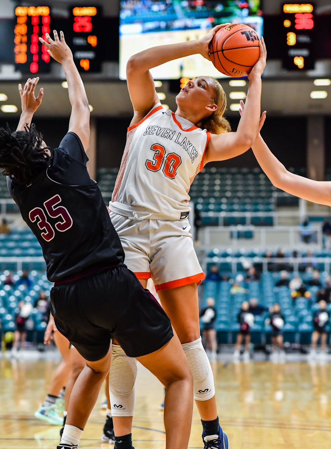 Katy Tx. Feb 25, 2022:  Seven Lakes Justice Carlton #30 goes up for the shot during the Regional SemiFinal playoff game, Seven Lakes vs Pearland at the Merrell Center. (Photo by Mark Goodman / Katy Times)