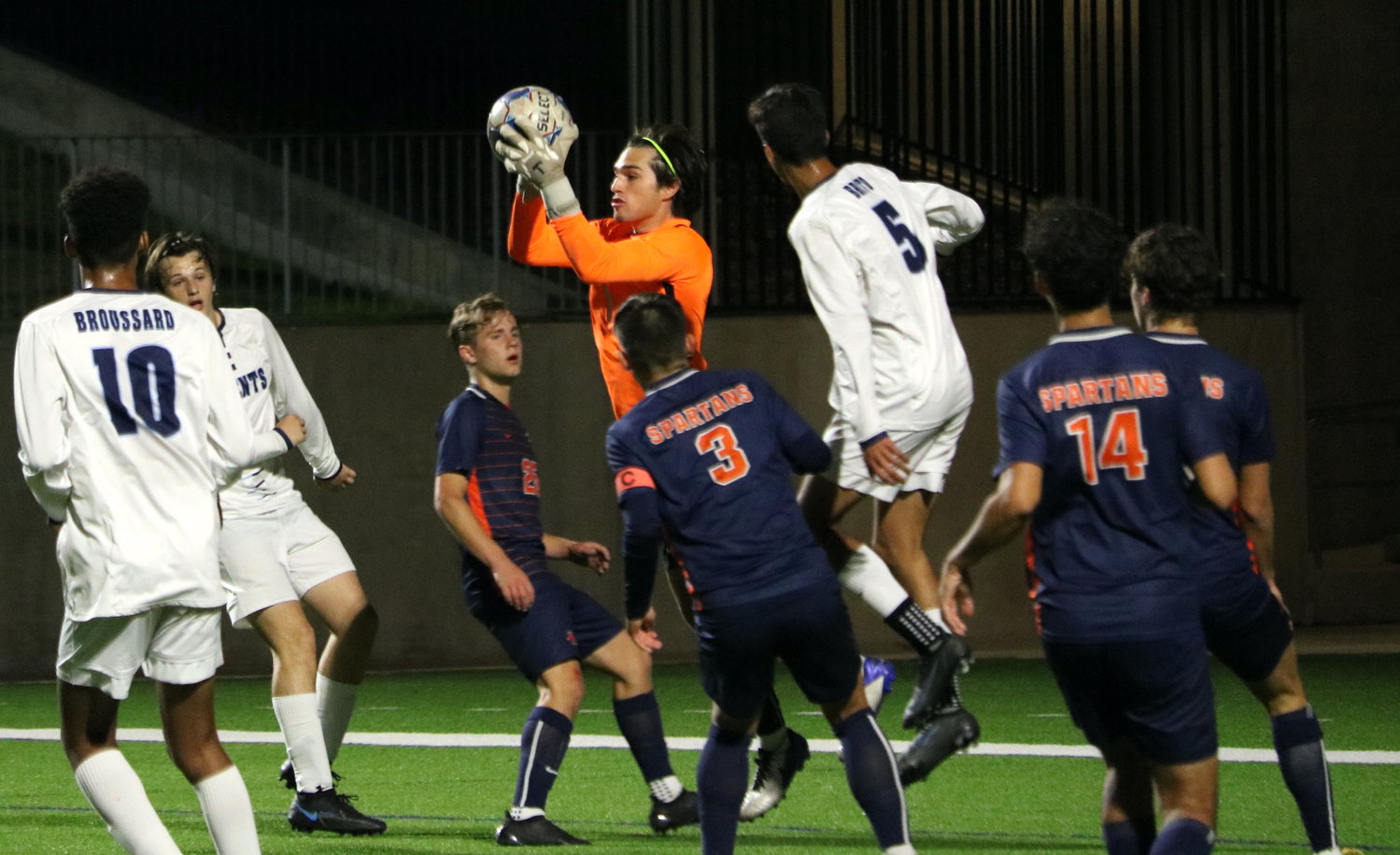Ben Aviles snags a ball in the box during Thursday’s Class 6A bi-district game between Seven Lakes and Fort Bend Clements at Legacy Stadium.