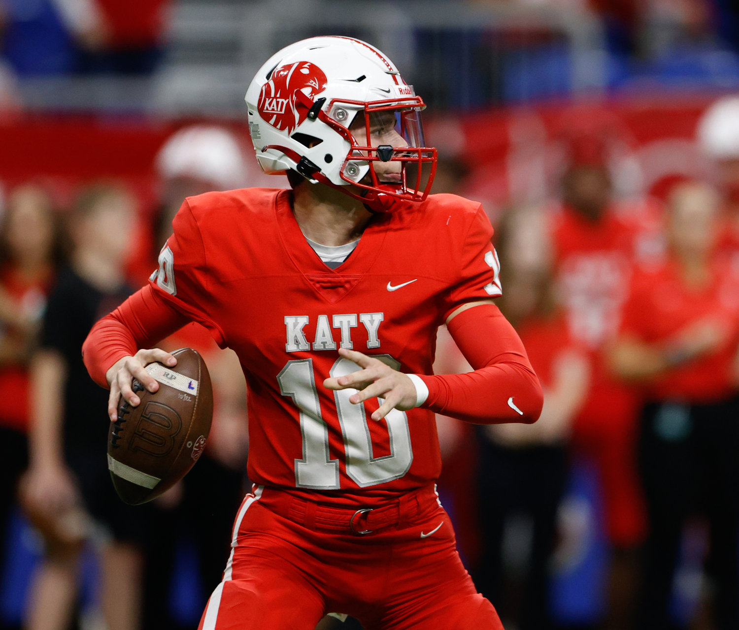 Katy quarterback Caleb Koger (10) passes the ball during the Class 6A-DII state semifinal football game between Katy and Vandegrift on Dec. 10, 2022 in San Antonio.