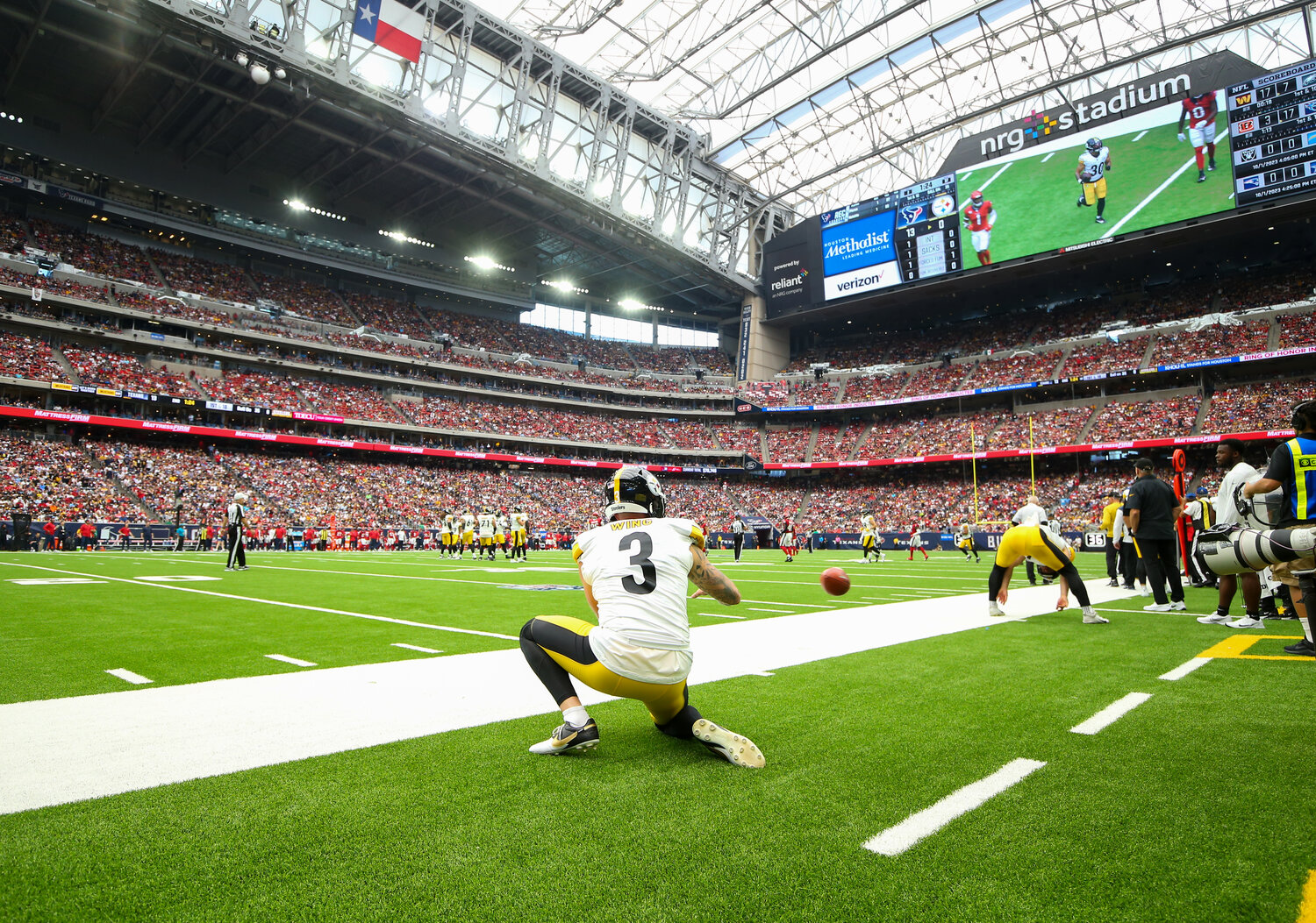Steelers punter Brad Wing (3) practices holding for a field goal attempt on the sideline as time runs down in the first half of an NFL game between the Texans and the Steelers on October 1, 2023 in Houston.