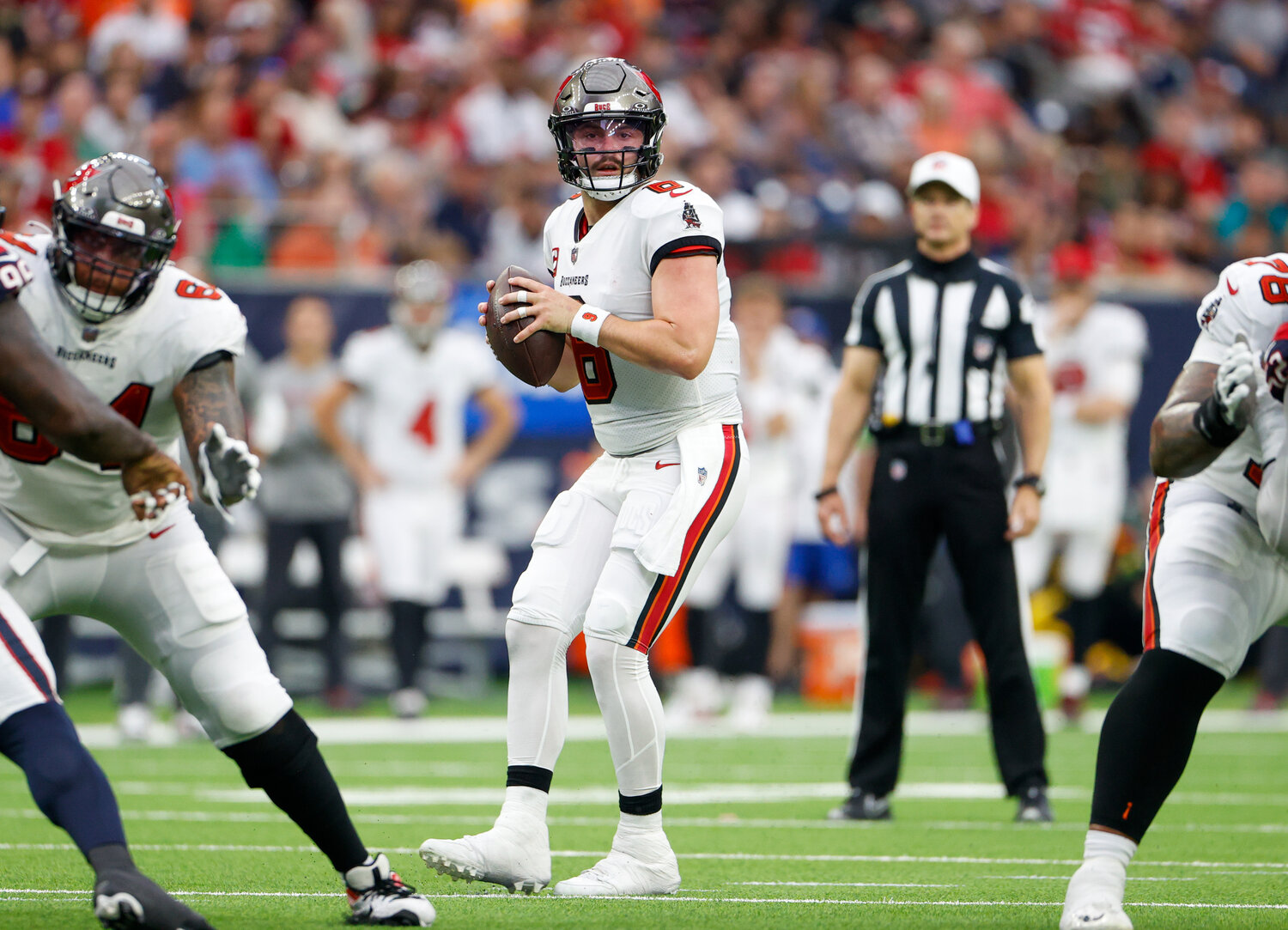 Buccaneers quarterback Baker Mayfield (6) looks to pass during an NFL game between the Houston Texans and the Tampa Bay Buccaneers on November 5, 2023 in Houston.